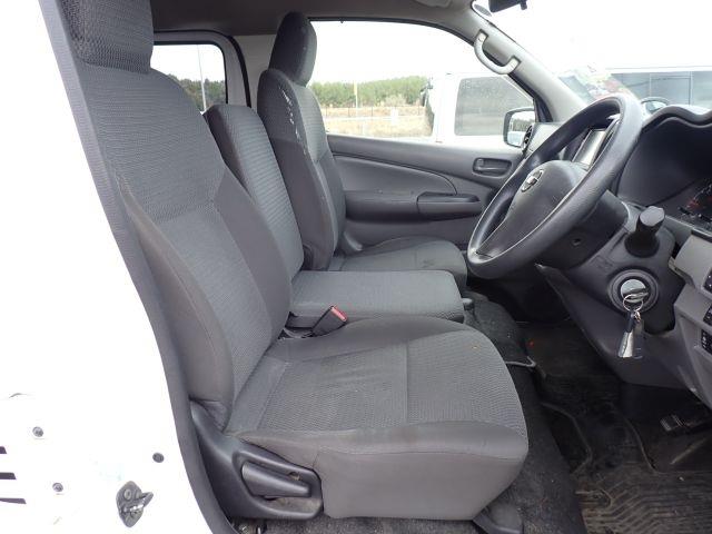 NISSAN NV350 CARAVAN 2018/1