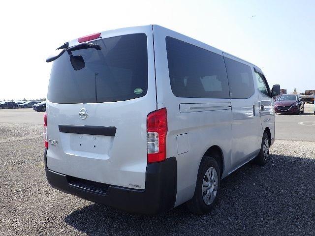 NISSAN NV350 CARAVAN 2018/4