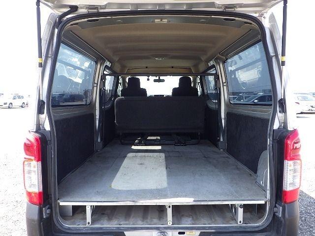 NISSAN NV350 CARAVAN 2018/4