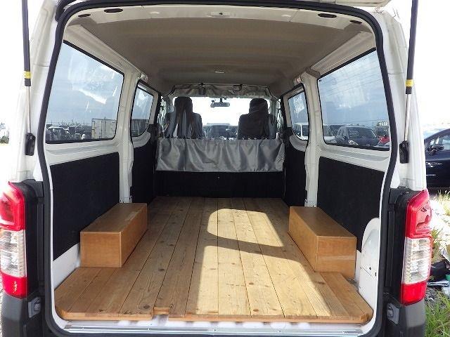 NISSAN NV350 CARAVAN 2018/7