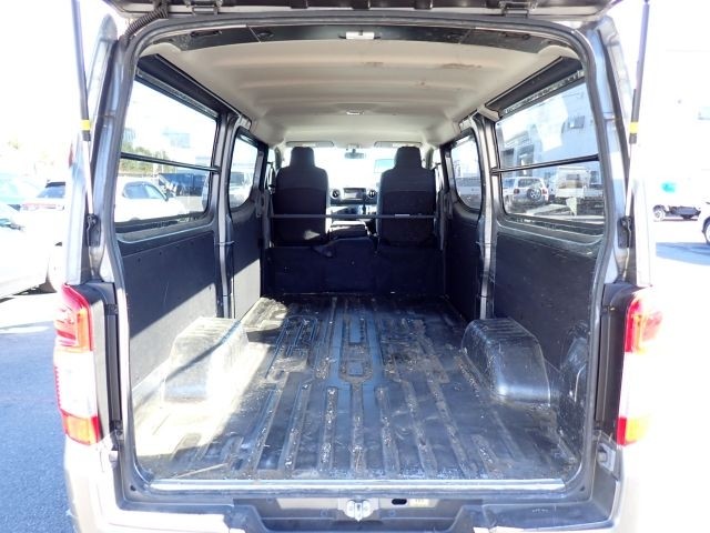 NISSAN NV350 CARAVAN VAN 2019/3