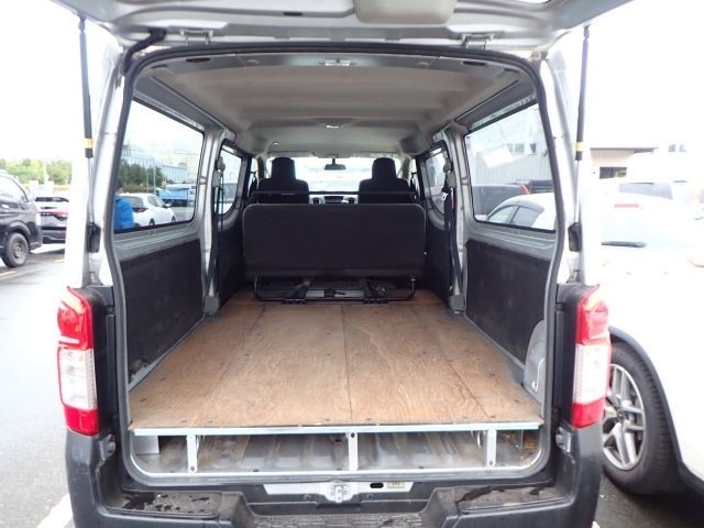 NISSAN NV350 CARAVAN VAN 2019/4