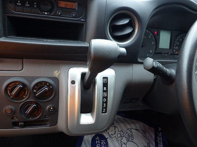 NISSAN NV350 CARAVAN 2019/5