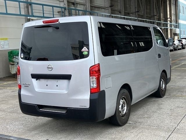 NISSAN NV350 CARAVAN VAN 2019/10