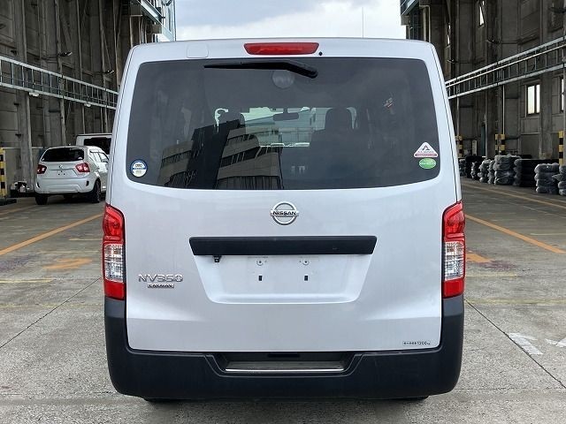 NISSAN NV350 CARAVAN VAN 2019/10