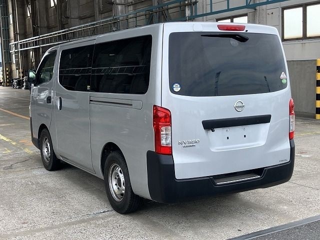 NISSAN NV350 CARAVAN VAN 2019/10