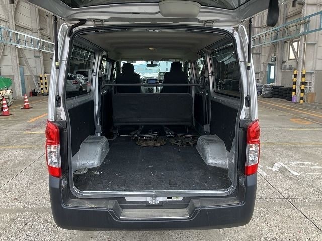 NISSAN NV350 CARAVAN VAN 2019/10