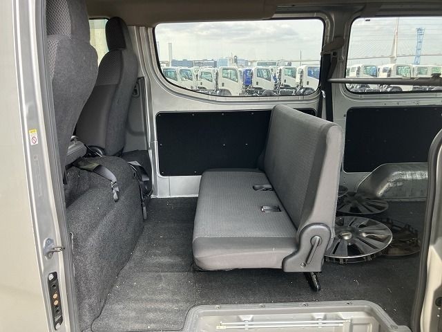 NISSAN NV350 CARAVAN VAN 2019/10