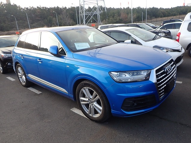 AUDI Q7 2016/9