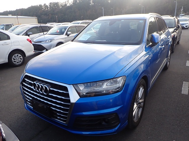 AUDI Q7 2016/9