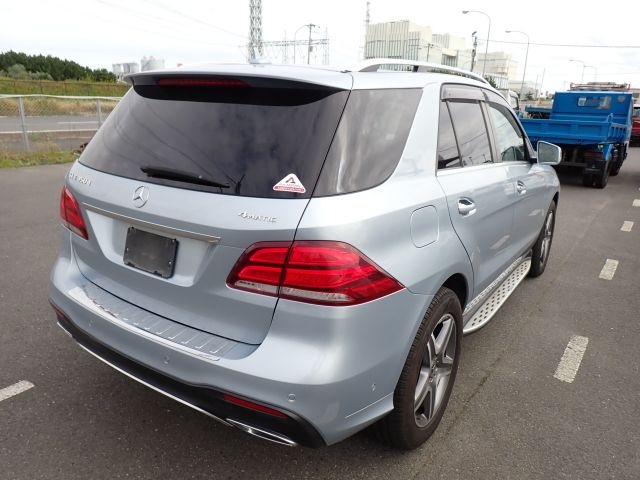 MERCEDES Benz GLE350d 2017/10