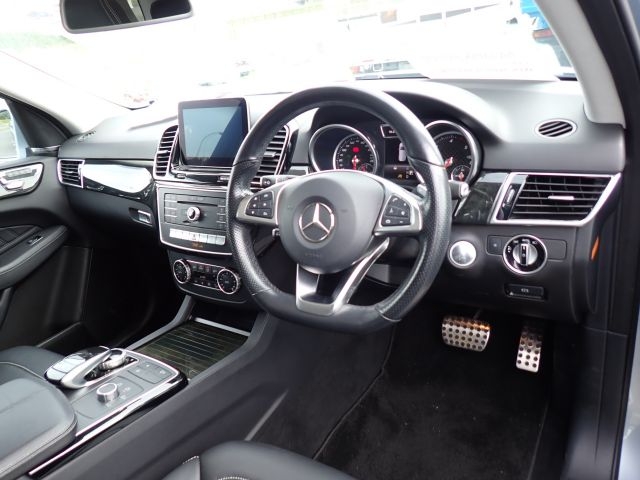 MERCEDES Benz GLE350d 2017/10