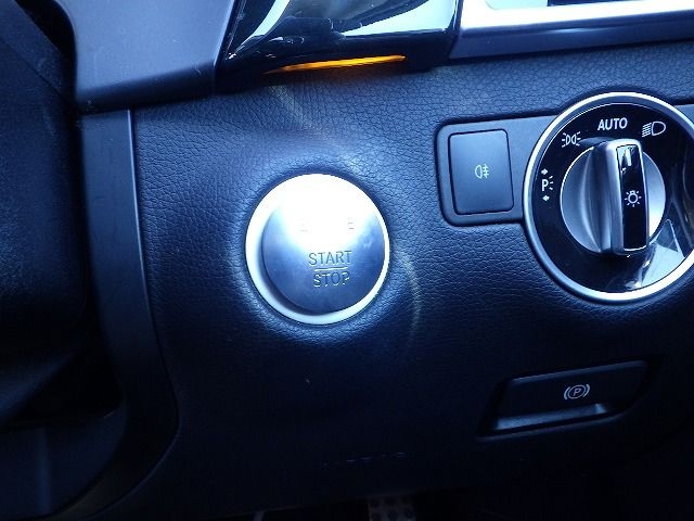 MERCEDES Benz GLE350d 2018/3