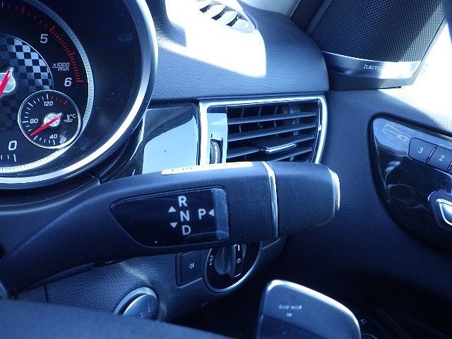 MERCEDES Benz GLE350d 2018/3