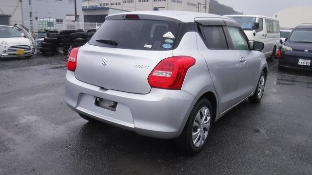 SUZUKI SWIFT 2019/6
