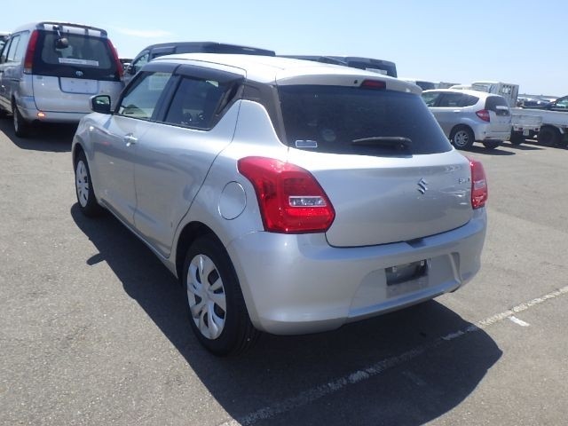 SUZUKI SWIFT 2019/6