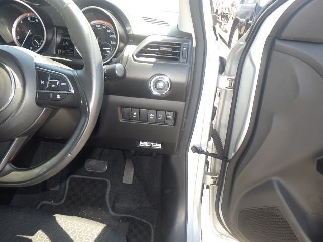 SUZUKI SWIFT 2019/6