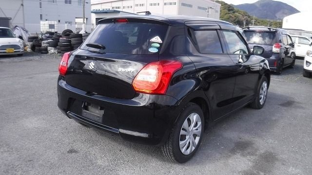 SUZUKI SWIFT 2019/5