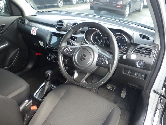 SUZUKI SWIFT 2020/3