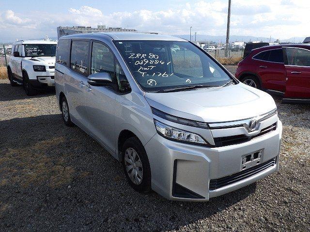 TOYOTA VOXY 2018/2