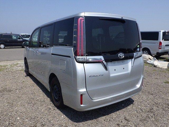 TOYOTA ESQUIRE 2018/2