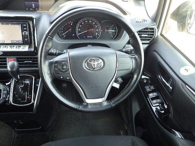 TOYOTA ESQUIRE 2018/2