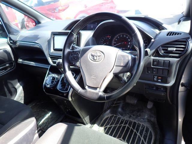 TOYOTA ESQUIRE 2018/3