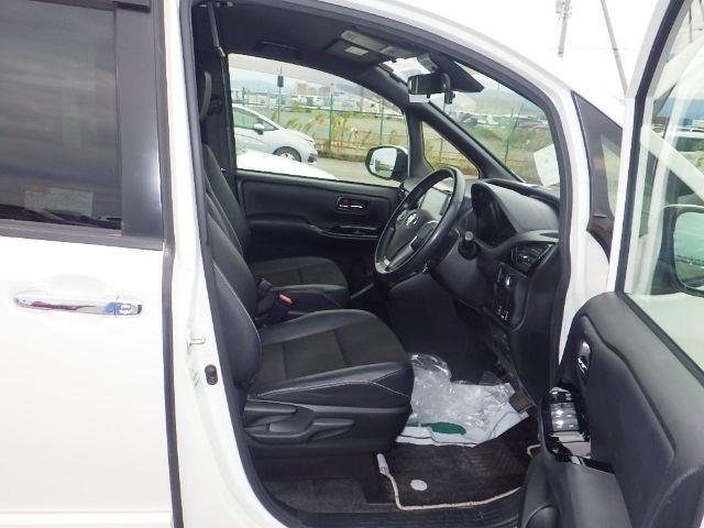 TOYOTA NOAH 2018/5