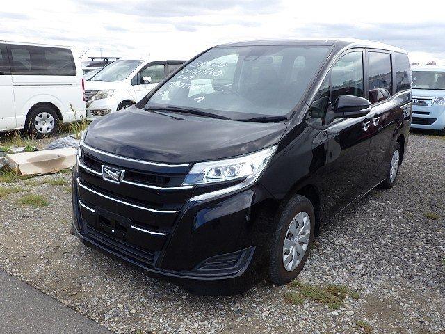 TOYOTA NOAH 2018/7
