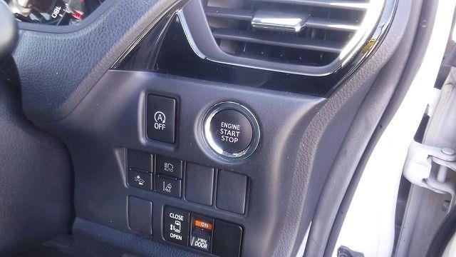 TOYOTA ESQUIRE 2018/10