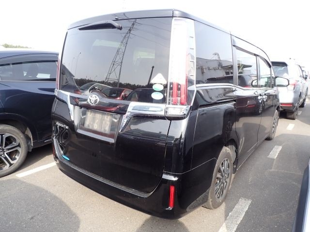 TOYOTA ESQUIRE 2019/6