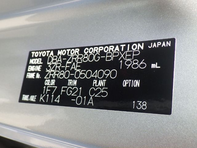 TOYOTA VOXY 2019/4