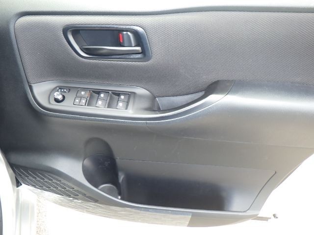 TOYOTA VOXY 2019/4