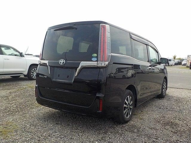 TOYOTA ESQUIRE 2019/7