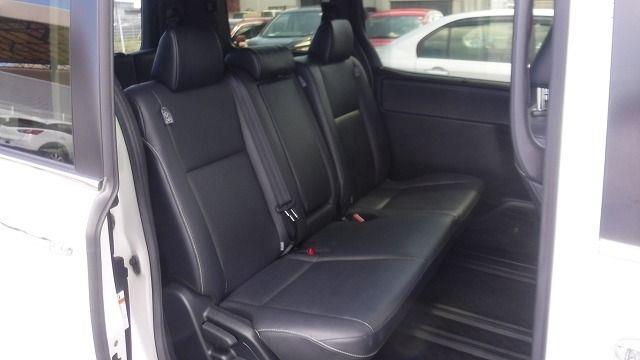 TOYOTA ESQUIRE 2019/8