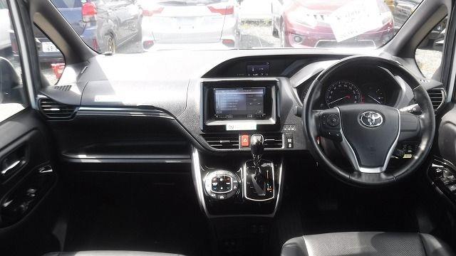 TOYOTA ESQUIRE 2019/8