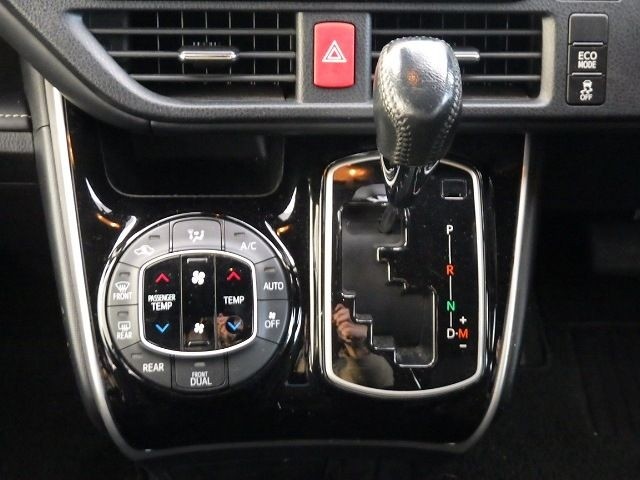 TOYOTA ESQUIRE 2020/1