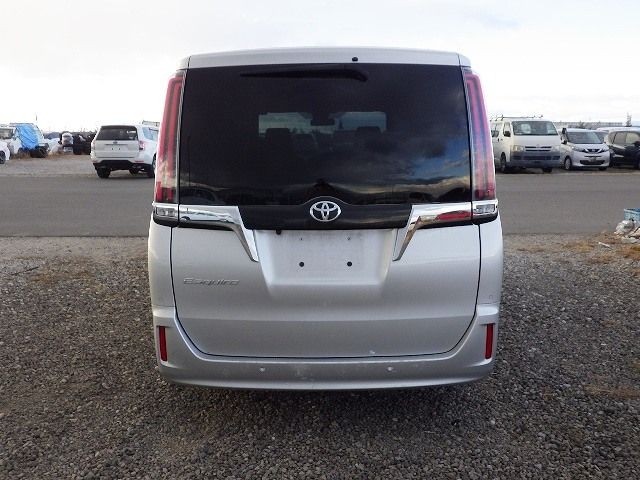 TOYOTA ESQUIRE 2020/1