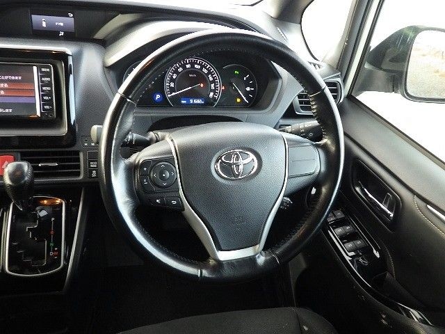 TOYOTA ESQUIRE 2020/1