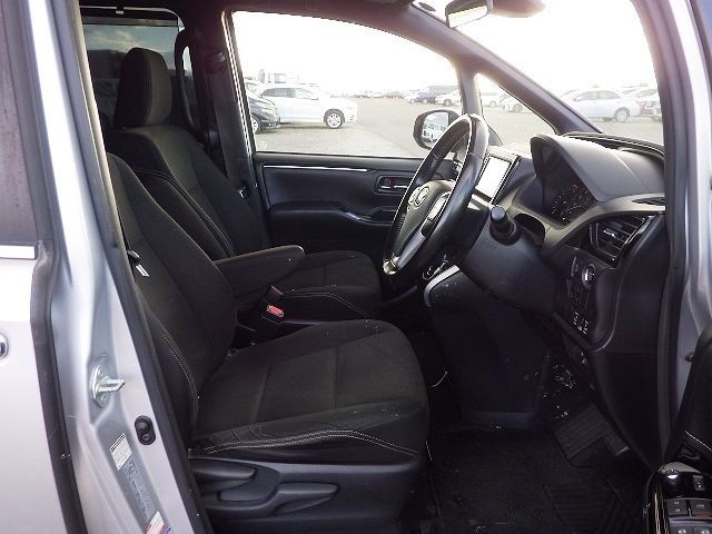 TOYOTA ESQUIRE 2020/1