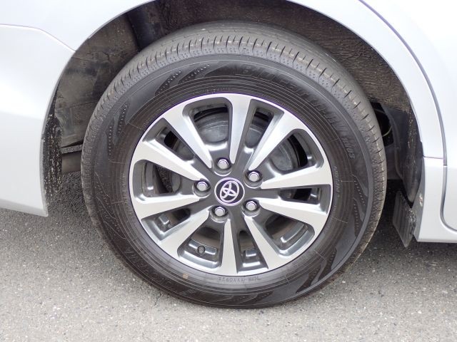 TOYOTA ESQUIRE 2020/9