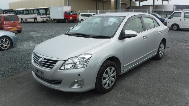 TOYOTA PREMIO 2015/2