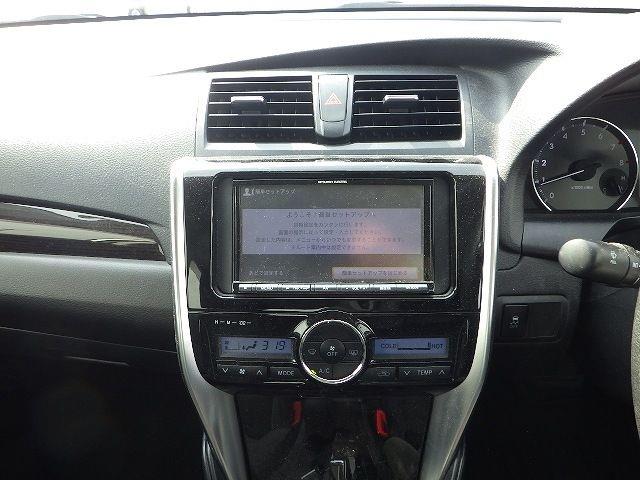 TOYOTA PREMIO 2018/3