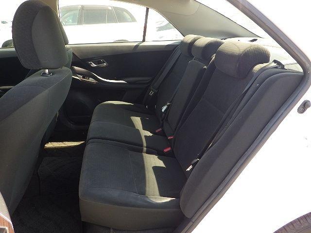 TOYOTA PREMIO 2018/5