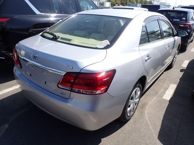 TOYOTA PREMIO 2019/1