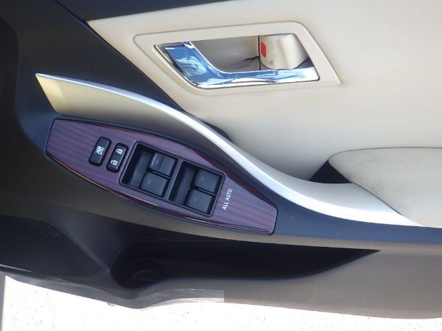 TOYOTA PREMIO 2019/7