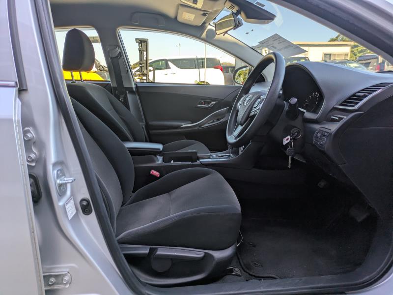 TOYOTA PREMIO 2020/10