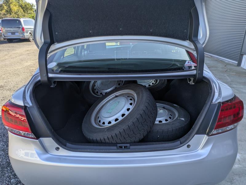 TOYOTA PREMIO 2020/10