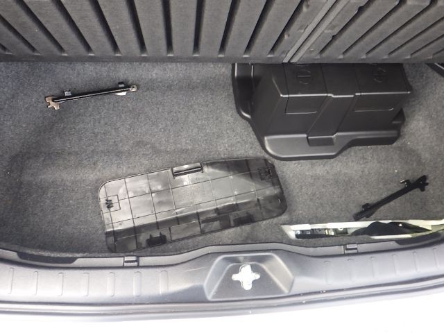 TOYOTA ESQUIRE 2019/12